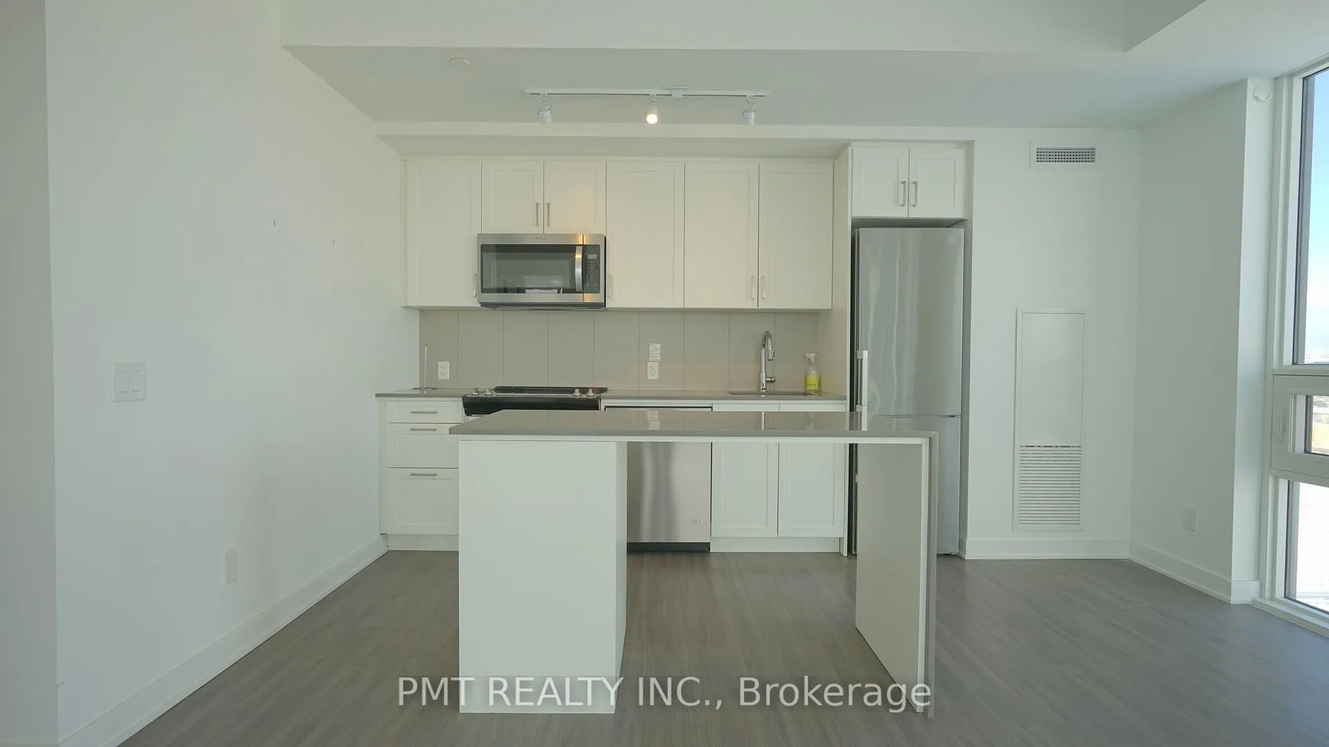 Photo 6 of Unit 622, 681 Yonge Street, Barrie, Painswick South — HOMEH
