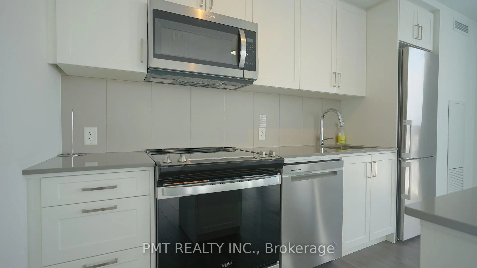 Photo 9 of Unit 622, 681 Yonge Street, Barrie, Painswick South — HOMEH