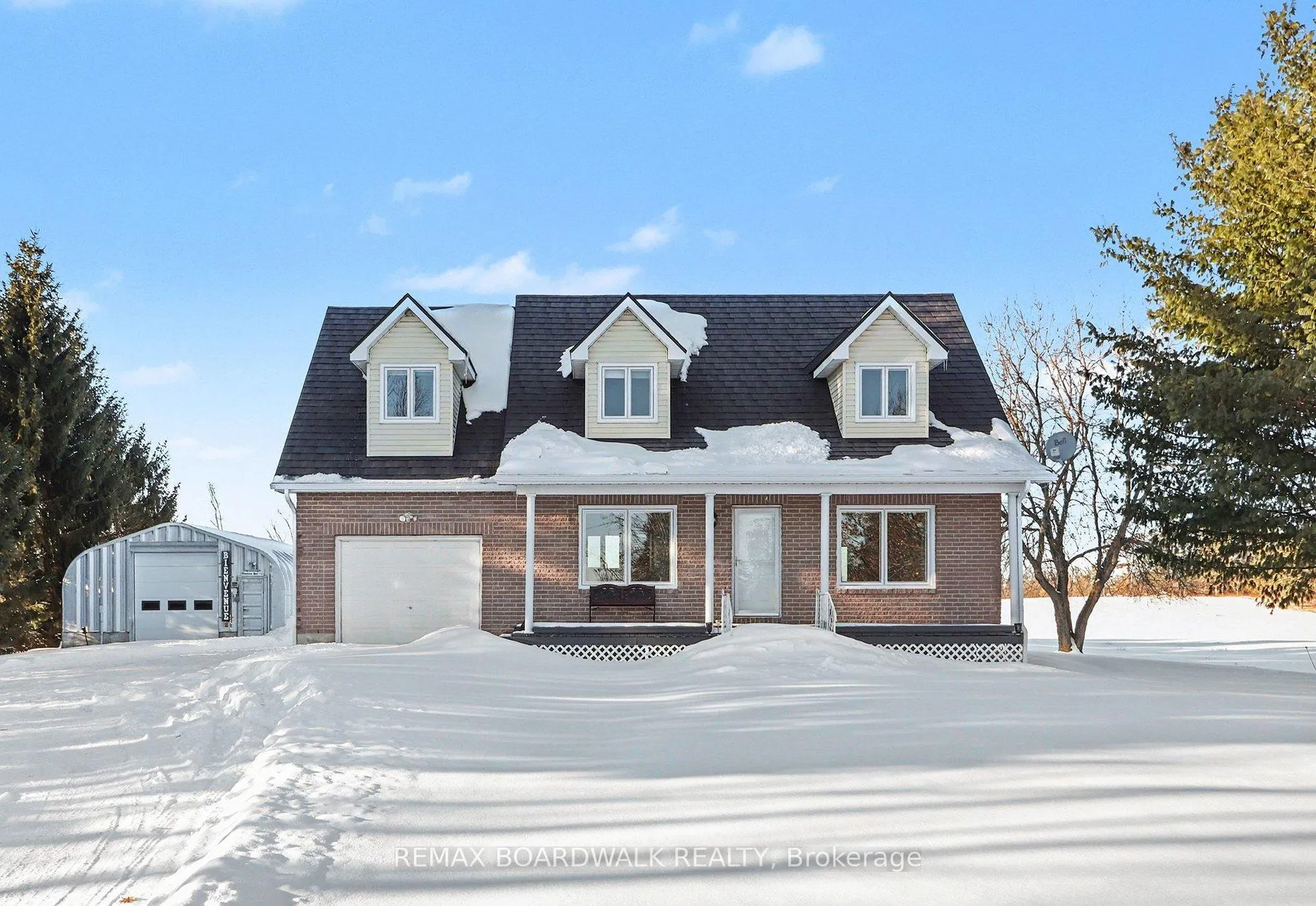 Photo 2 of 16319 Seventh Road, North Stormont, North Stormont (Roxborough) Twp — HOMEH