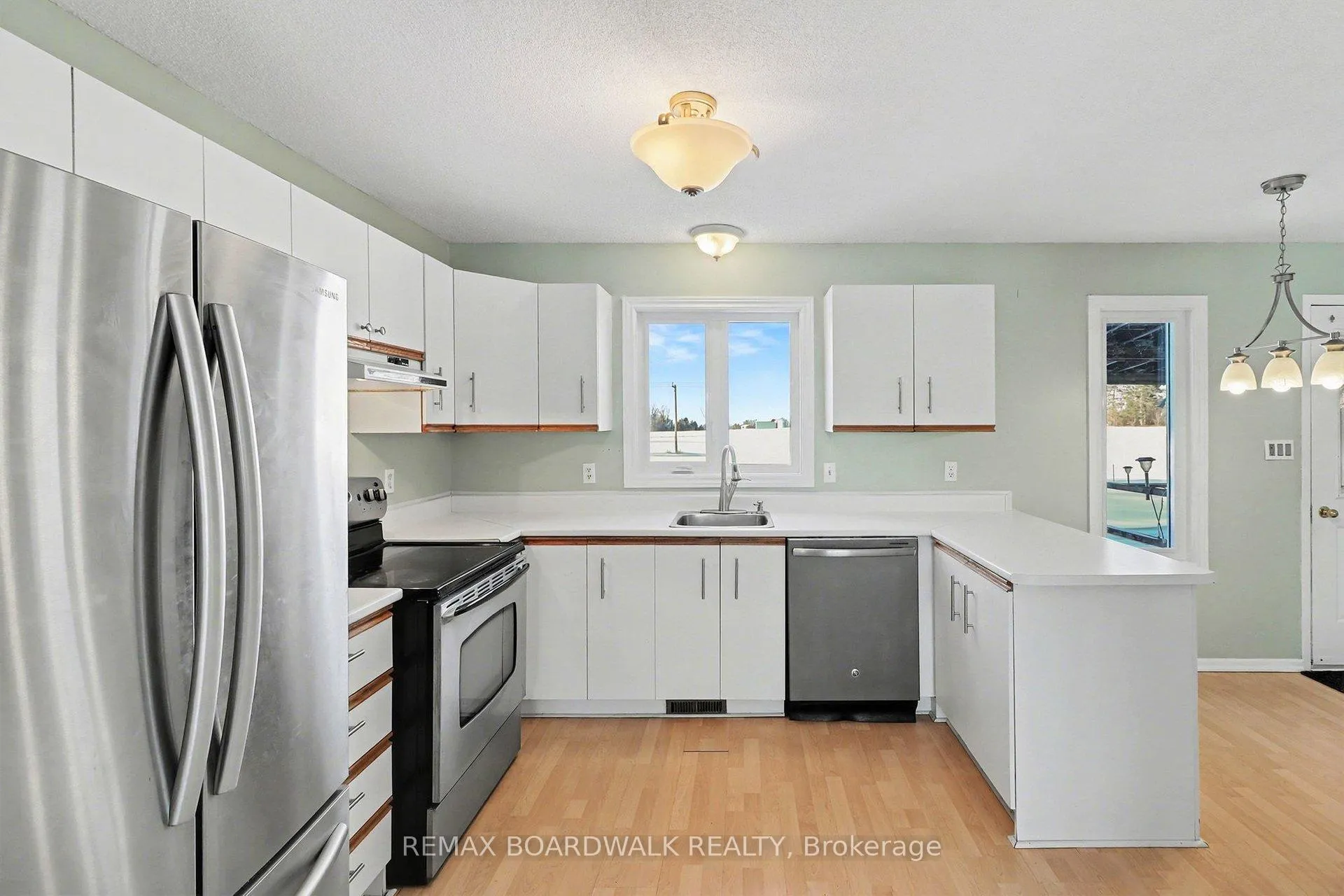 Photo 7 of 16319 Seventh Road, North Stormont, North Stormont (Roxborough) Twp — HOMEH