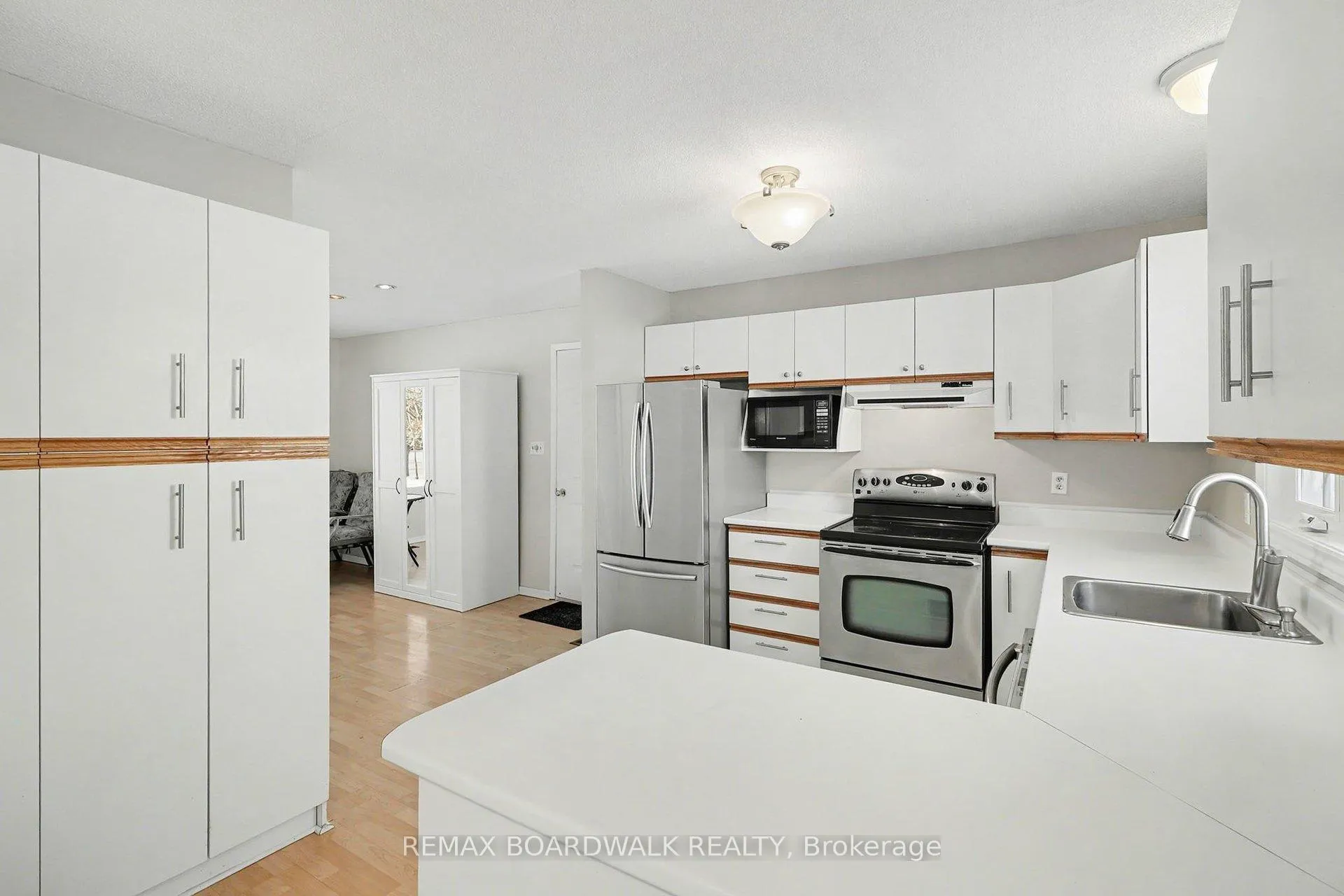 Photo 9 of 16319 Seventh Road, North Stormont, North Stormont (Roxborough) Twp — HOMEH