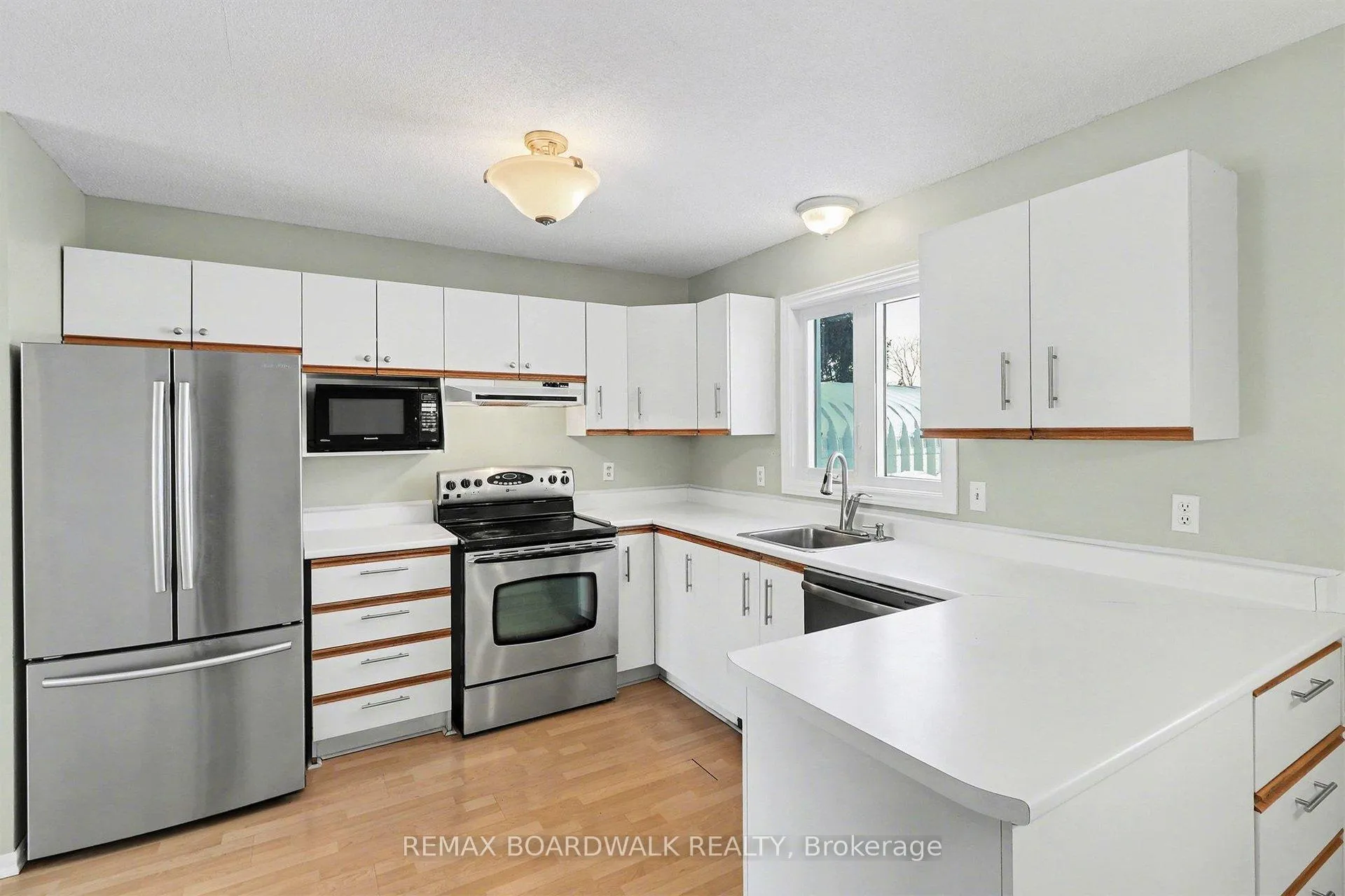 Photo 11 of 16319 Seventh Road, North Stormont, North Stormont (Roxborough) Twp — HOMEH