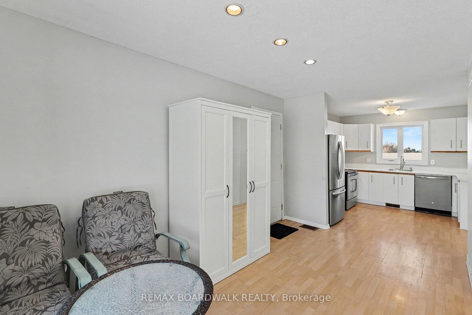 Photo 12 of 16319 Seventh Road, North Stormont, North Stormont (Roxborough) Twp — HOMEH