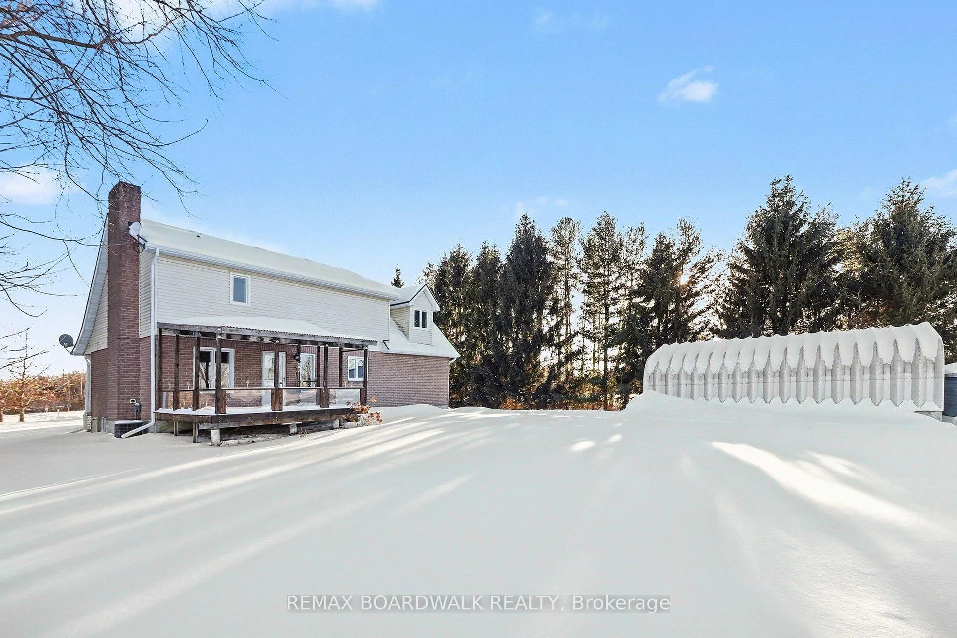 Photo 31 of 16319 Seventh Road, North Stormont, North Stormont (Roxborough) Twp — HOMEH