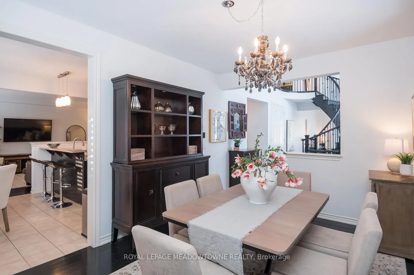 Photo 10 of 700 Serafini Crescent, Milton, Willmott — HOMEH