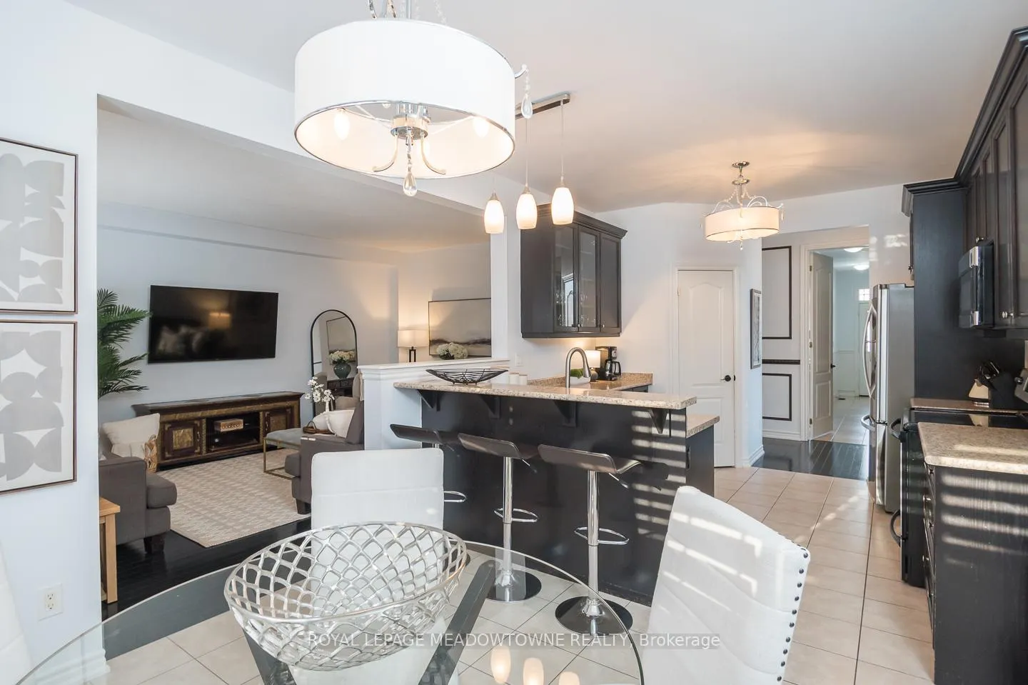 Photo 14 of 700 Serafini Crescent, Milton, Willmott — HOMEH