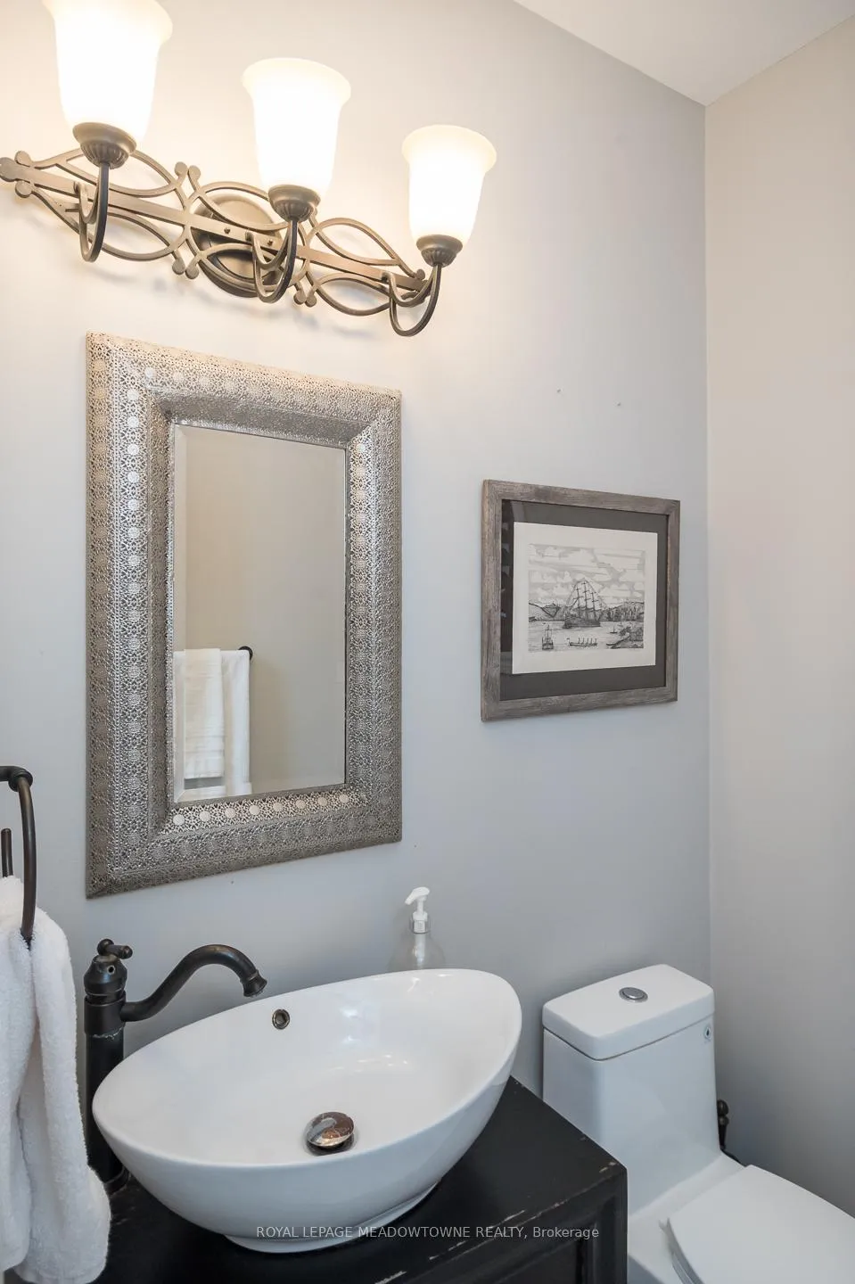 Photo 18 of 700 Serafini Crescent, Milton, Willmott — HOMEH