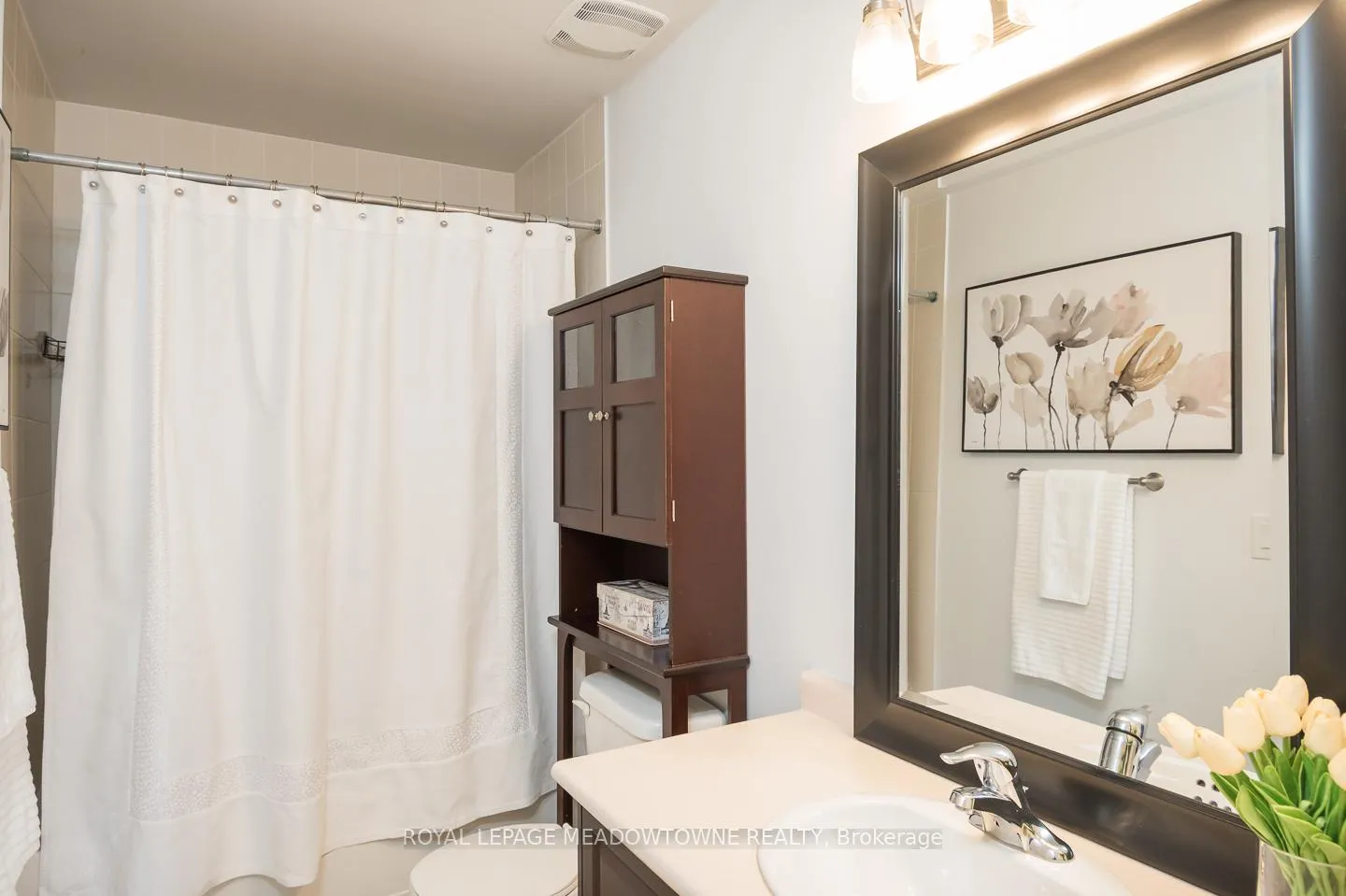 Photo 28 of 700 Serafini Crescent, Milton, Willmott — HOMEH