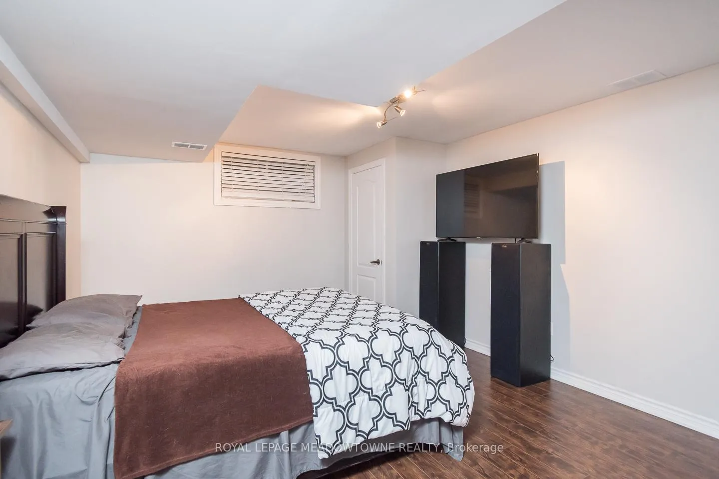 Photo 40 of 700 Serafini Crescent, Milton, Willmott — HOMEH