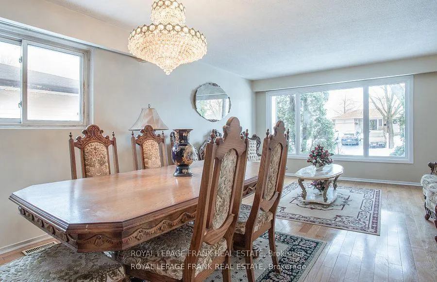 Photo 11 of 1273 Belair Crescent, Oshawa, Eastdale — HOMEH