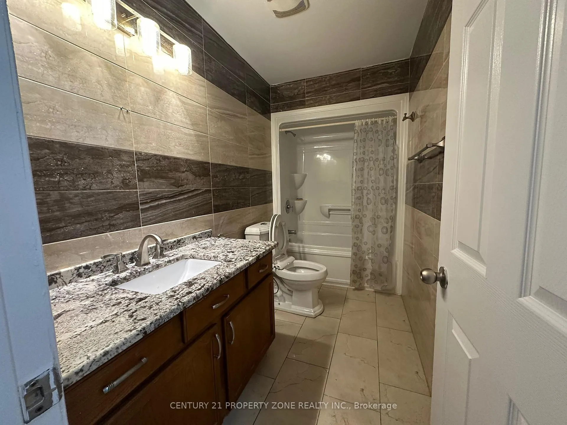 Photo 15 of 975 Albert Road, Windsor — HOMEH