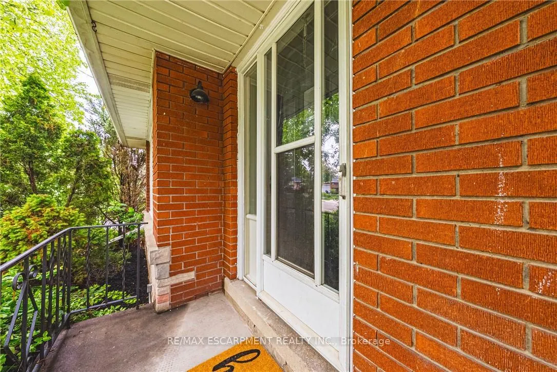 Photo 9 of 224 West 16th Street, Hamilton, Buchanan — HOMEH