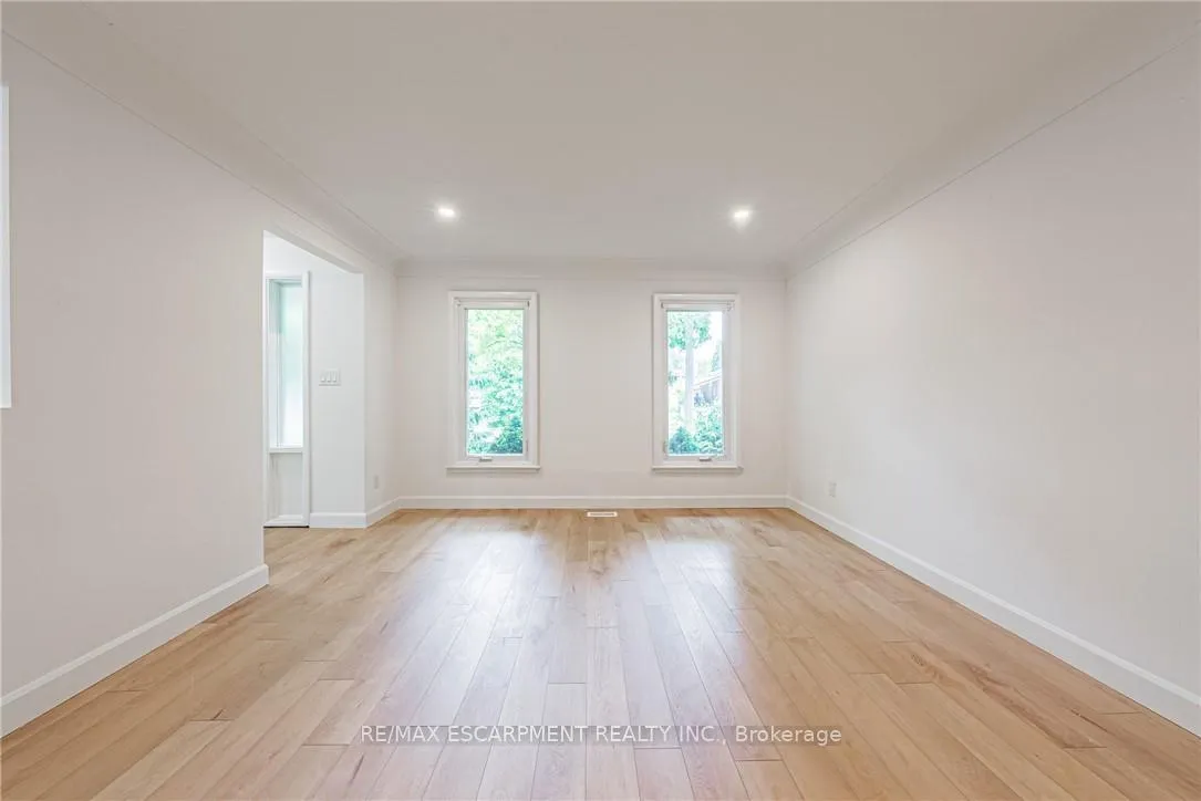 Photo 14 of 224 West 16th Street, Hamilton, Buchanan — HOMEH