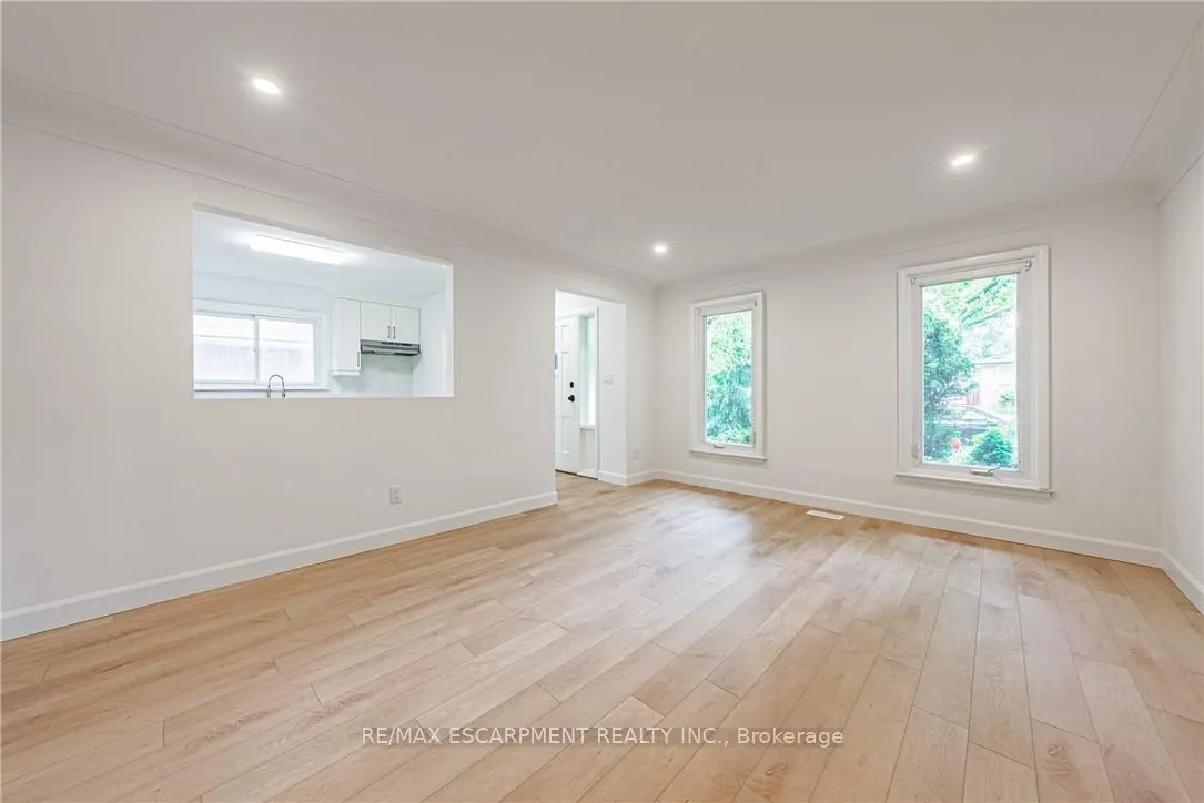 Photo 15 of 224 West 16th Street, Hamilton, Buchanan — HOMEH