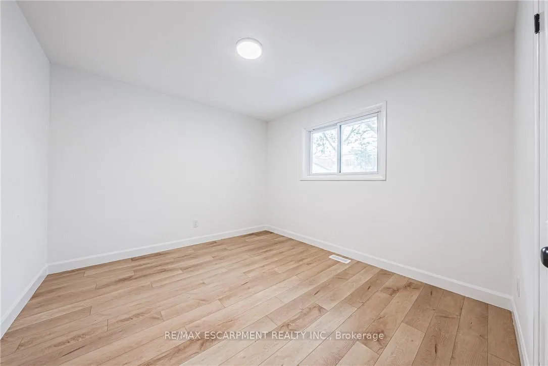 Photo 23 of 224 West 16th Street, Hamilton, Buchanan — HOMEH
