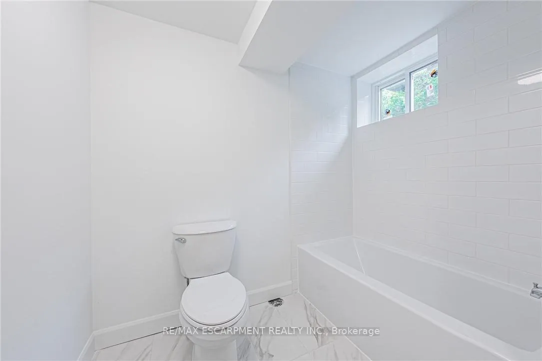 Photo 37 of 224 West 16th Street, Hamilton, Buchanan — HOMEH