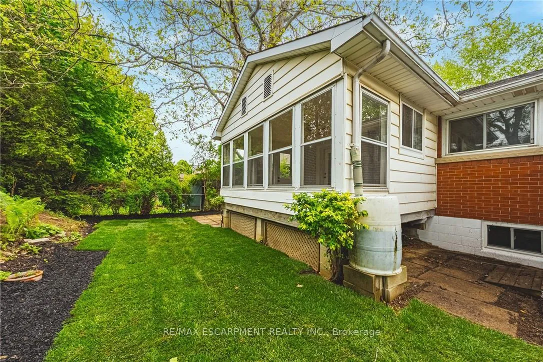Photo 43 of 224 West 16th Street, Hamilton, Buchanan — HOMEH