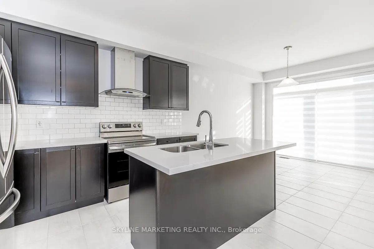 Photo 5 of 16 Nicort Road, Wasaga Beach — HOMEH