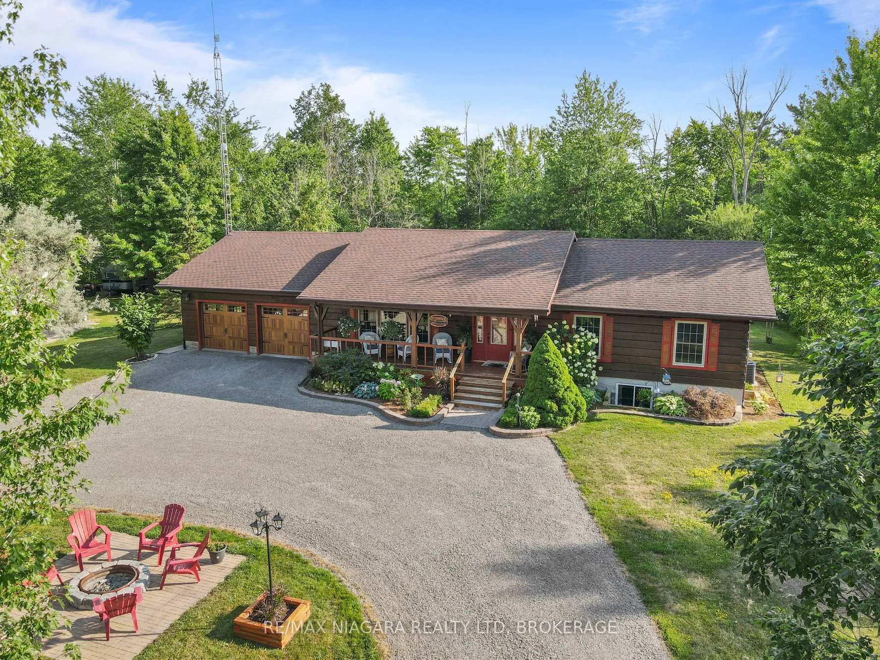 Photo 1 of 15 Keefer Drive, Welland, Cooks Mills — HOMEH