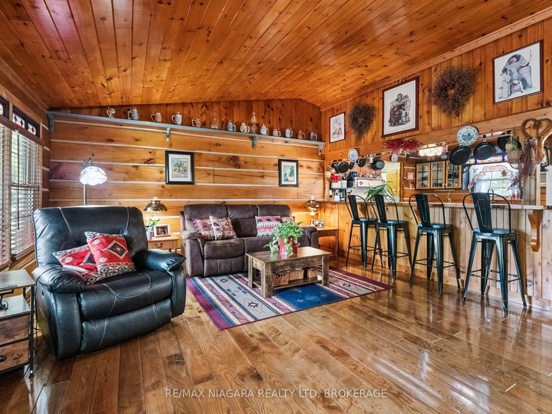 Photo 9 of 15 Keefer Drive, Welland, Cooks Mills — HOMEH