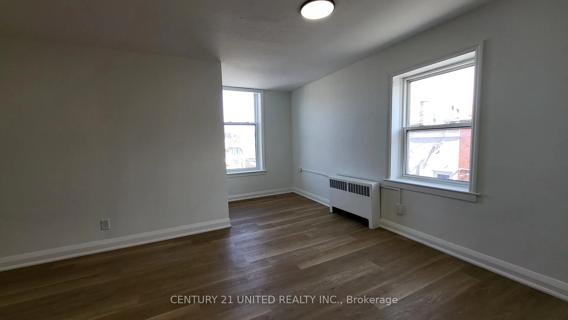 Photo 3 of Unit C, 409 Chambers Street, Peterborough, Town Ward 3 — HOMEH