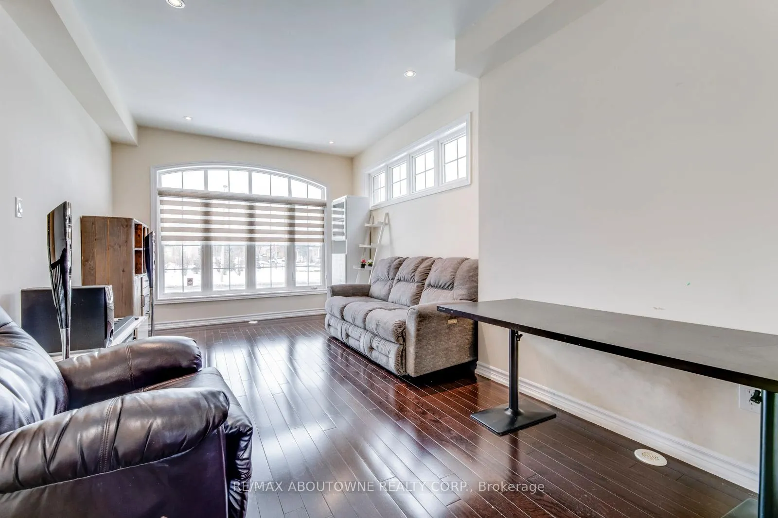 Photo 6 of 233 Dundas Way, Markham, Greensborough — HOMEH