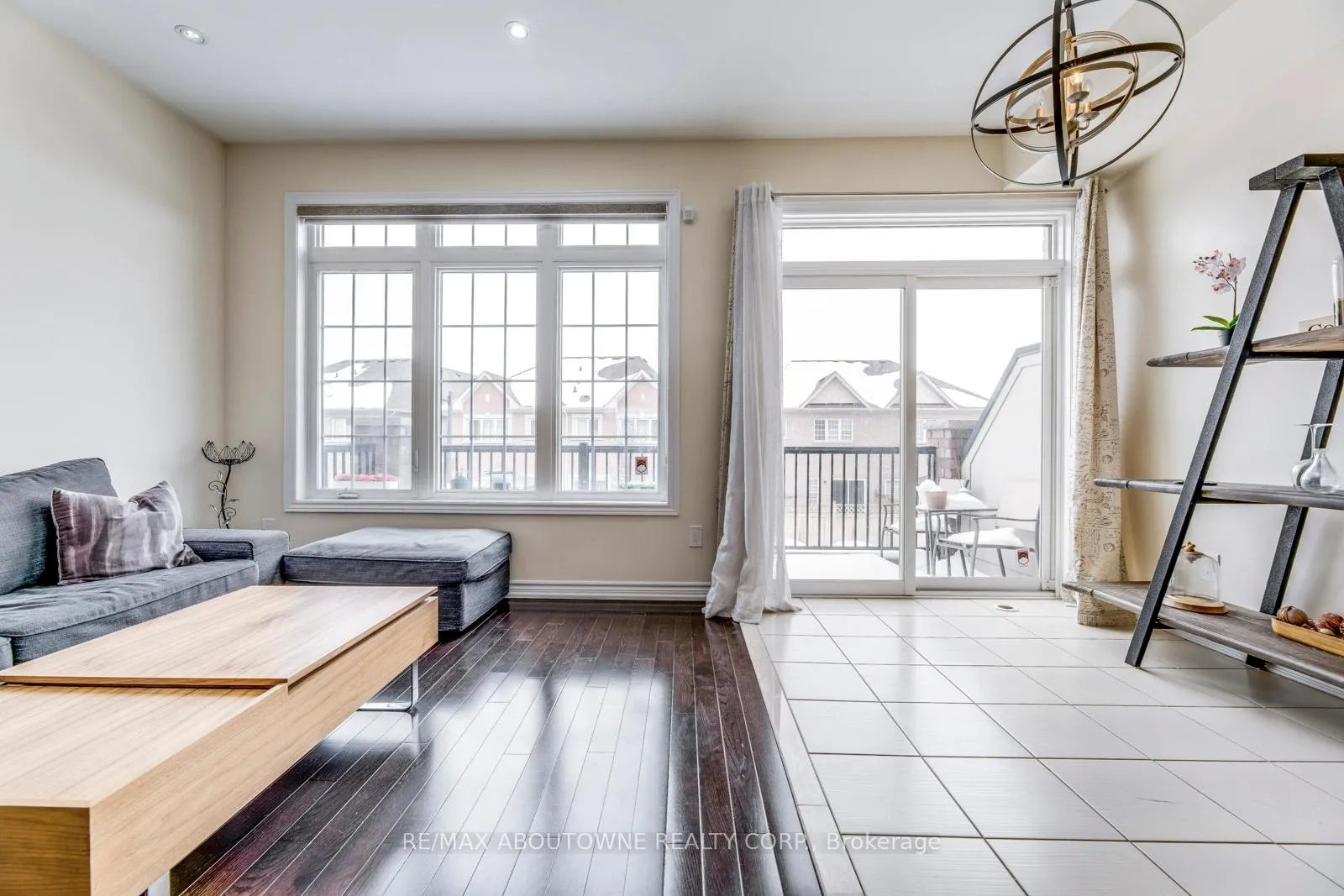 Photo 10 of 233 Dundas Way, Markham, Greensborough — HOMEH