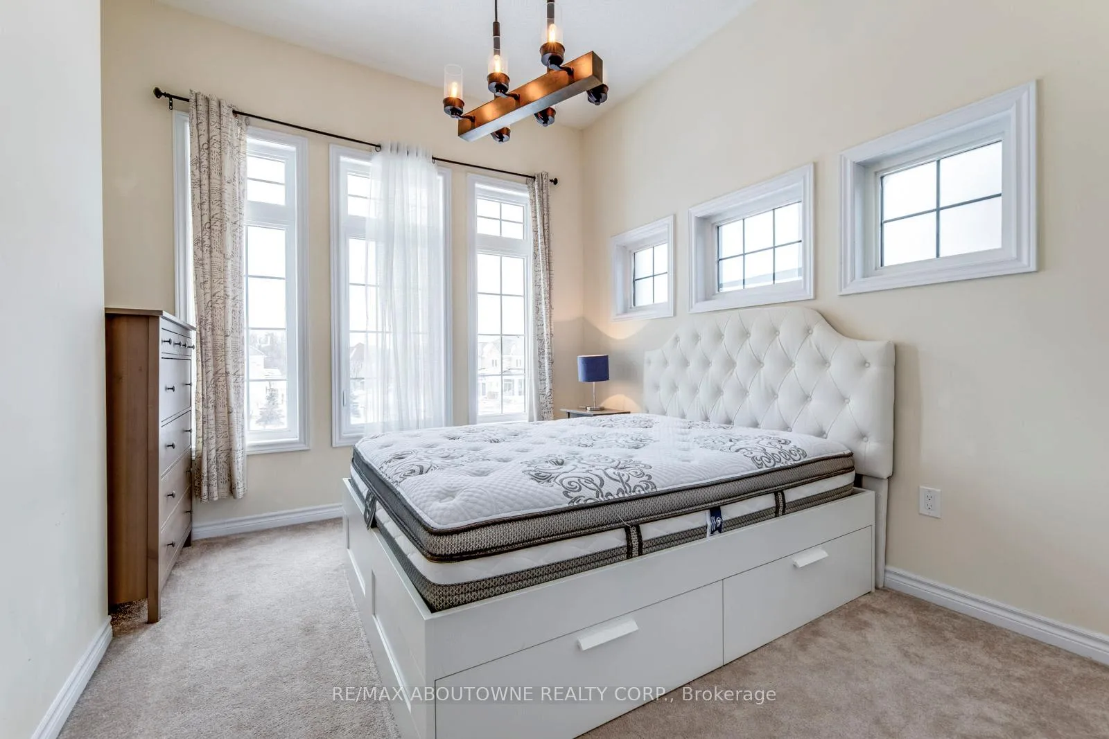 Photo 29 of 233 Dundas Way, Markham, Greensborough — HOMEH