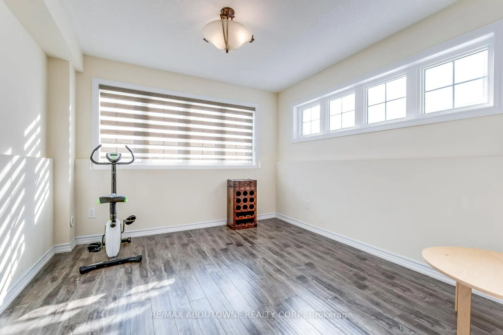 Photo 36 of 233 Dundas Way, Markham, Greensborough — HOMEH