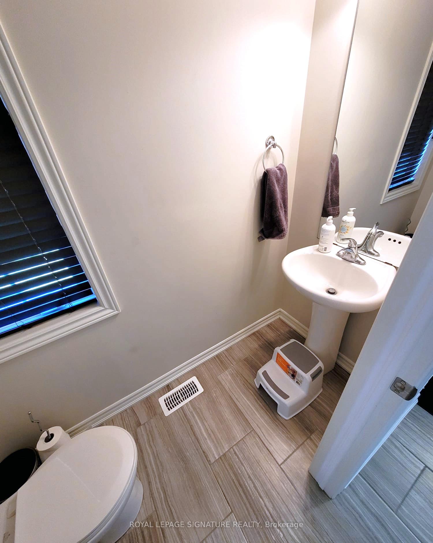Photo 5 of 78 Pettitt Drive, Guelph, Grange Road — HOMEH