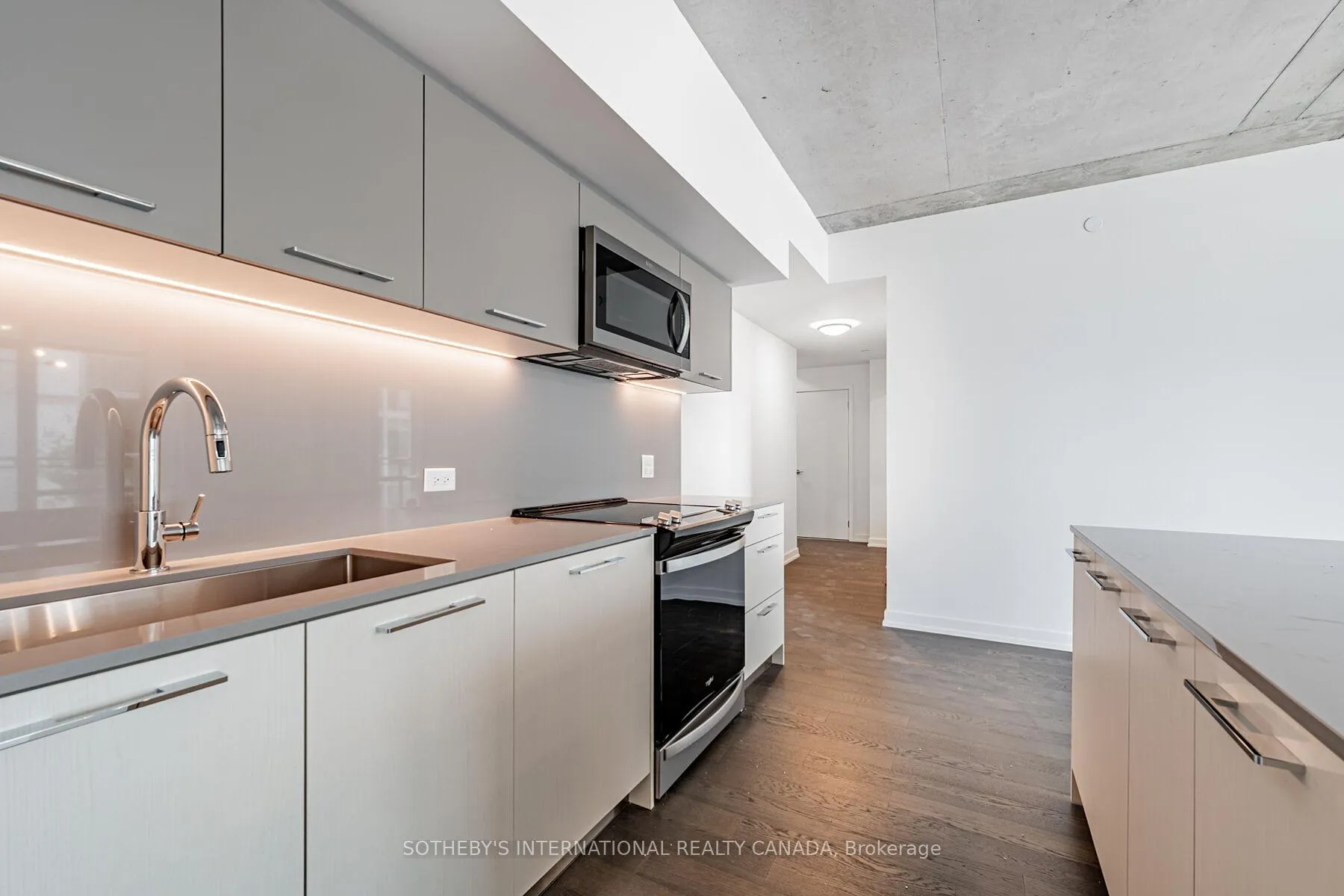 Photo 6 of Unit 302, 45 Baseball Place, Toronto, South Riverdale — HOMEH