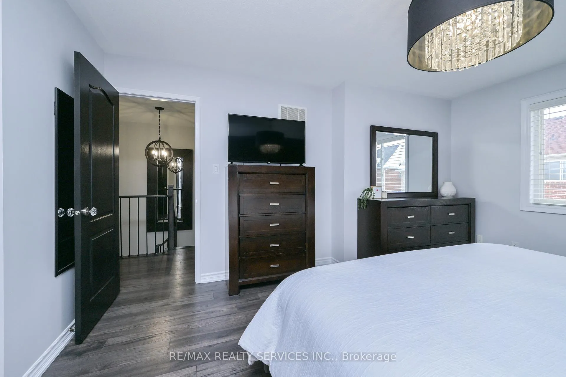 Photo 18 of 38 Tawnberry Circle, Brampton, Fletcher's Meadow — HOMEH