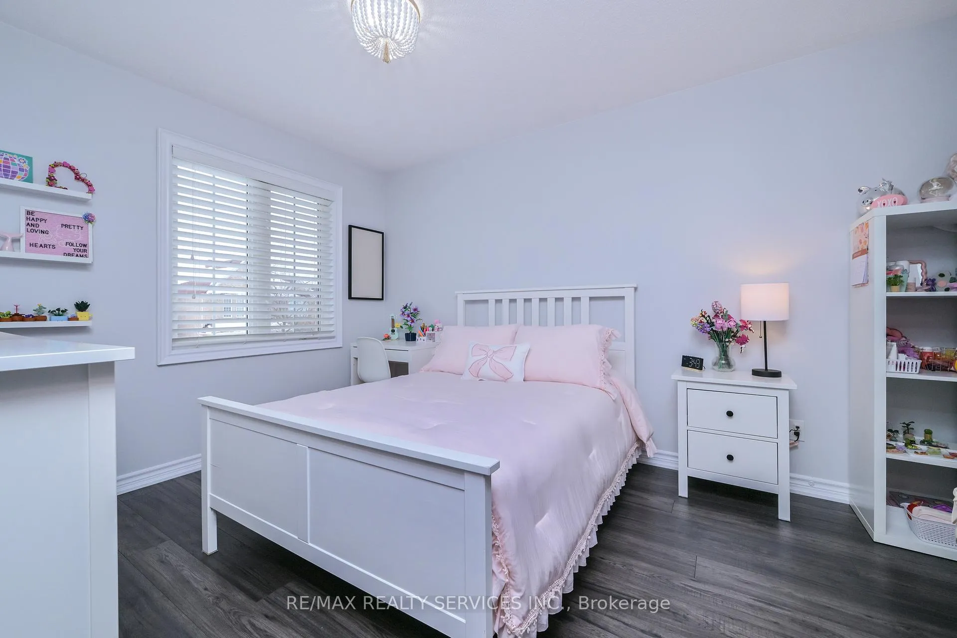 Photo 24 of 38 Tawnberry Circle, Brampton, Fletcher's Meadow — HOMEH