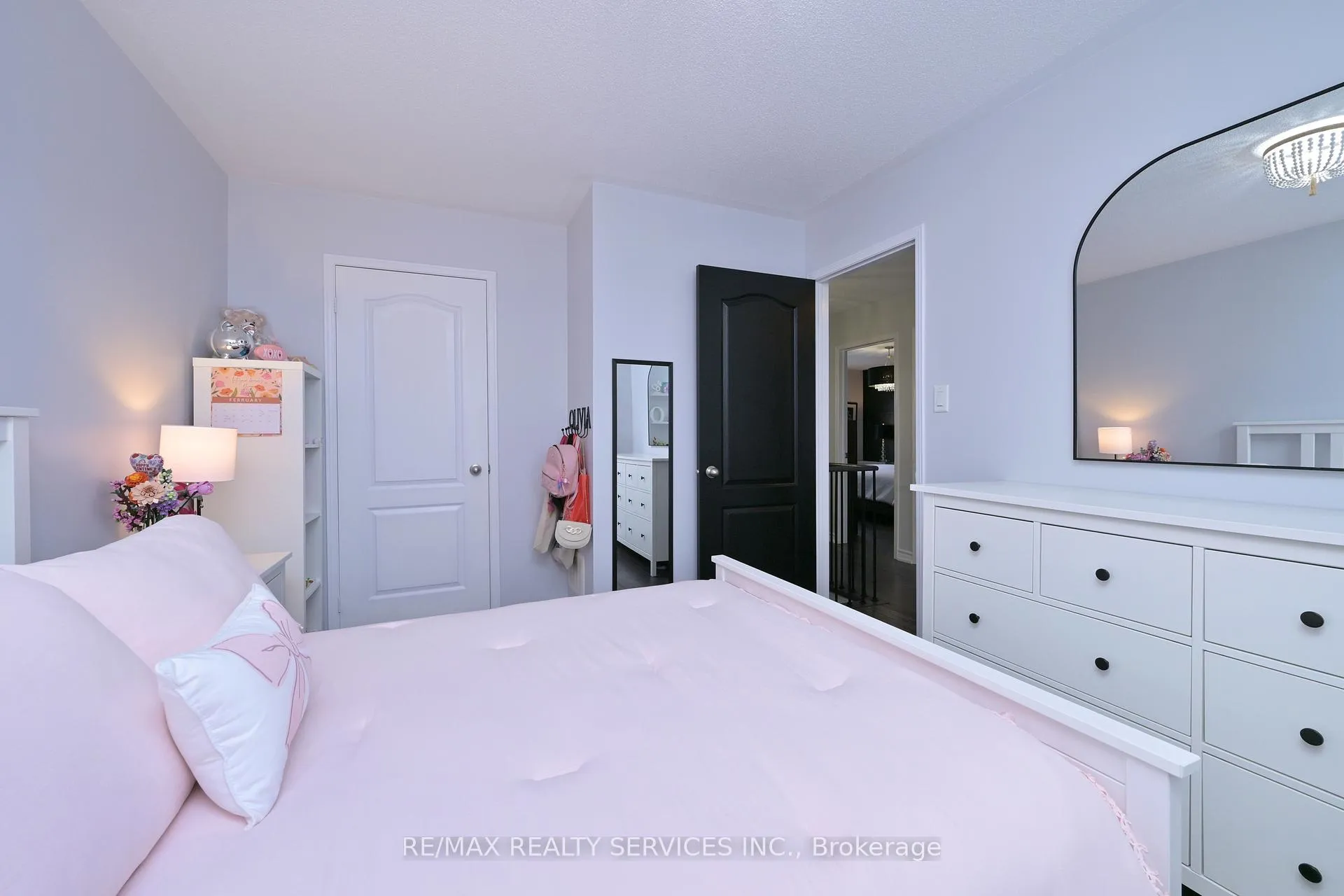 Photo 25 of 38 Tawnberry Circle, Brampton, Fletcher's Meadow — HOMEH