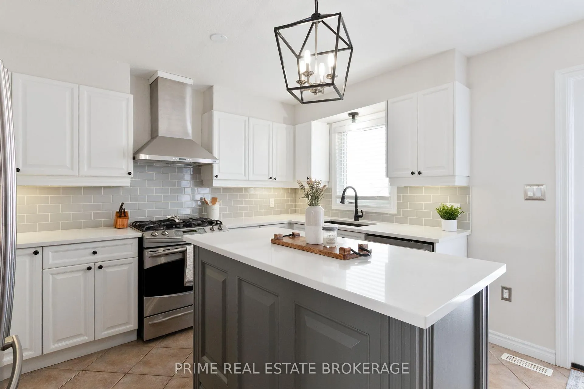 Photo 16 of 18 Watson Crescent, Central Elgin, Rural Central Elgin — HOMEH
