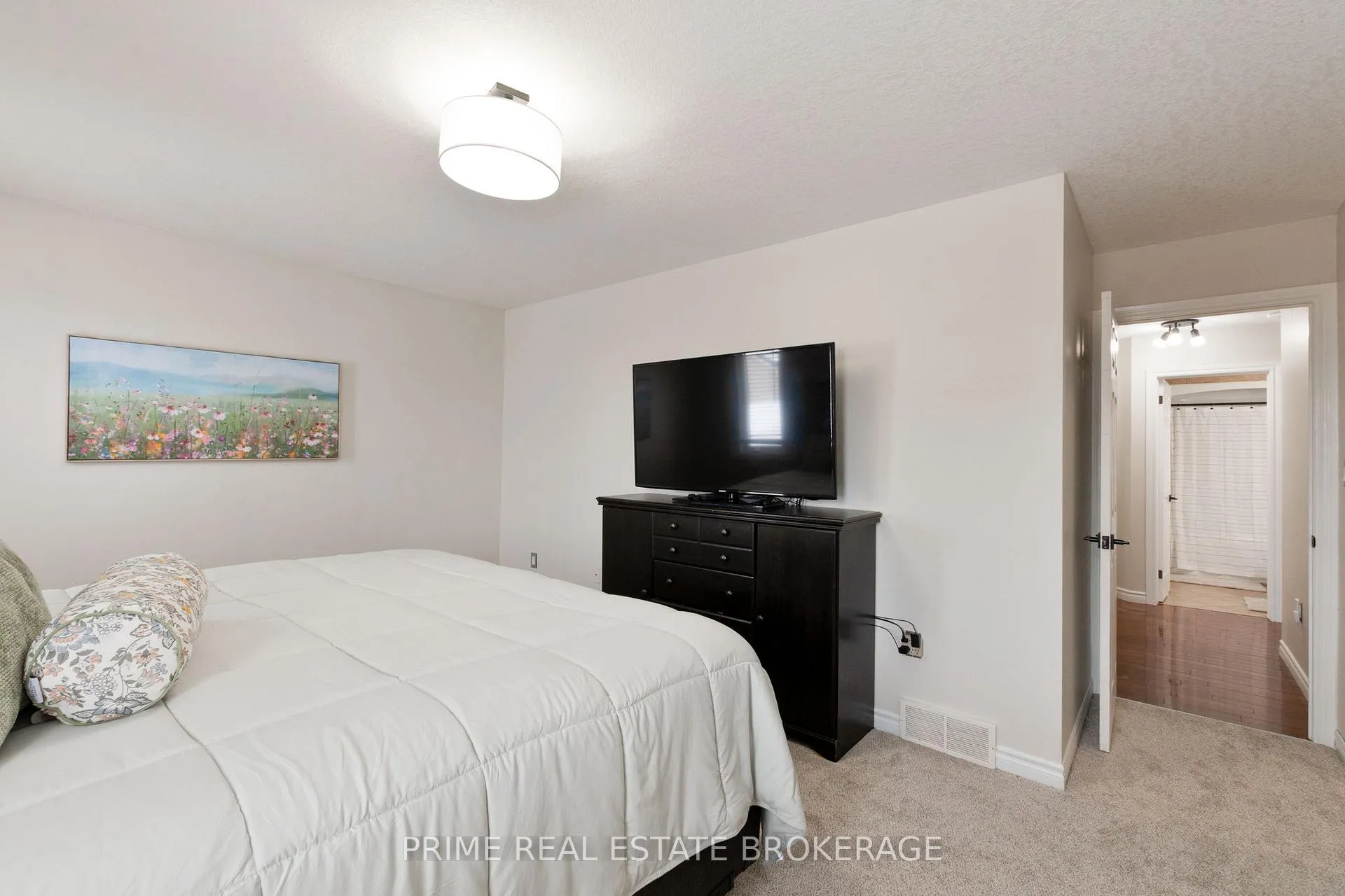 Photo 20 of 18 Watson Crescent, Central Elgin, Rural Central Elgin — HOMEH