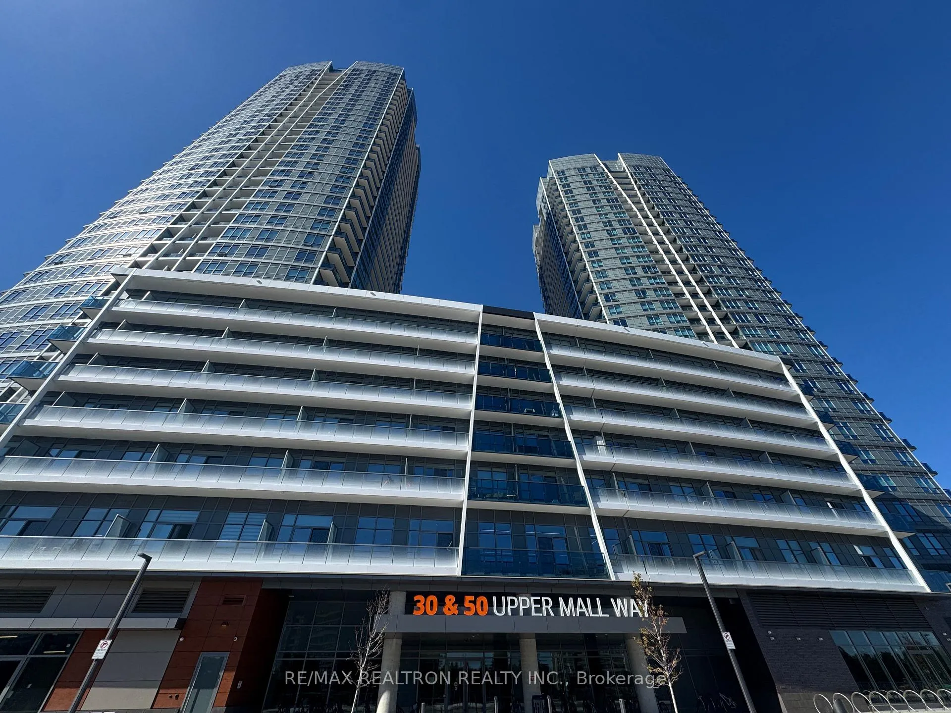 Photo 2 of Unit 728, 50 Upper Mall Way, Vaughan, Brownridge — HOMEH