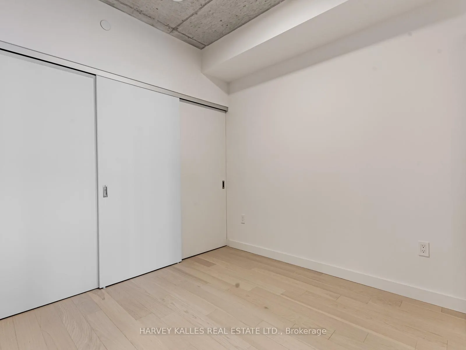 Photo 4 of Unit 303, 1720 Bayview Avenue, Toronto, Mount Pleasant East — HOMEH