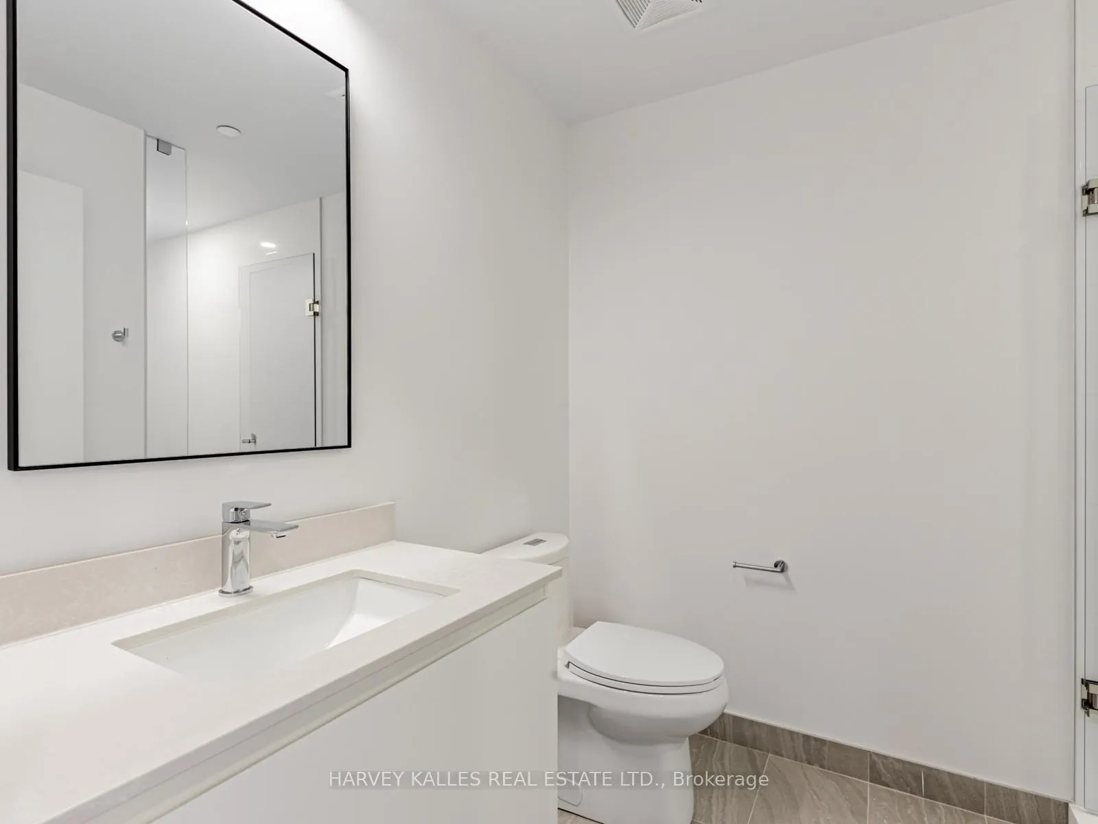 Photo 6 of Unit 303, 1720 Bayview Avenue, Toronto, Mount Pleasant East — HOMEH