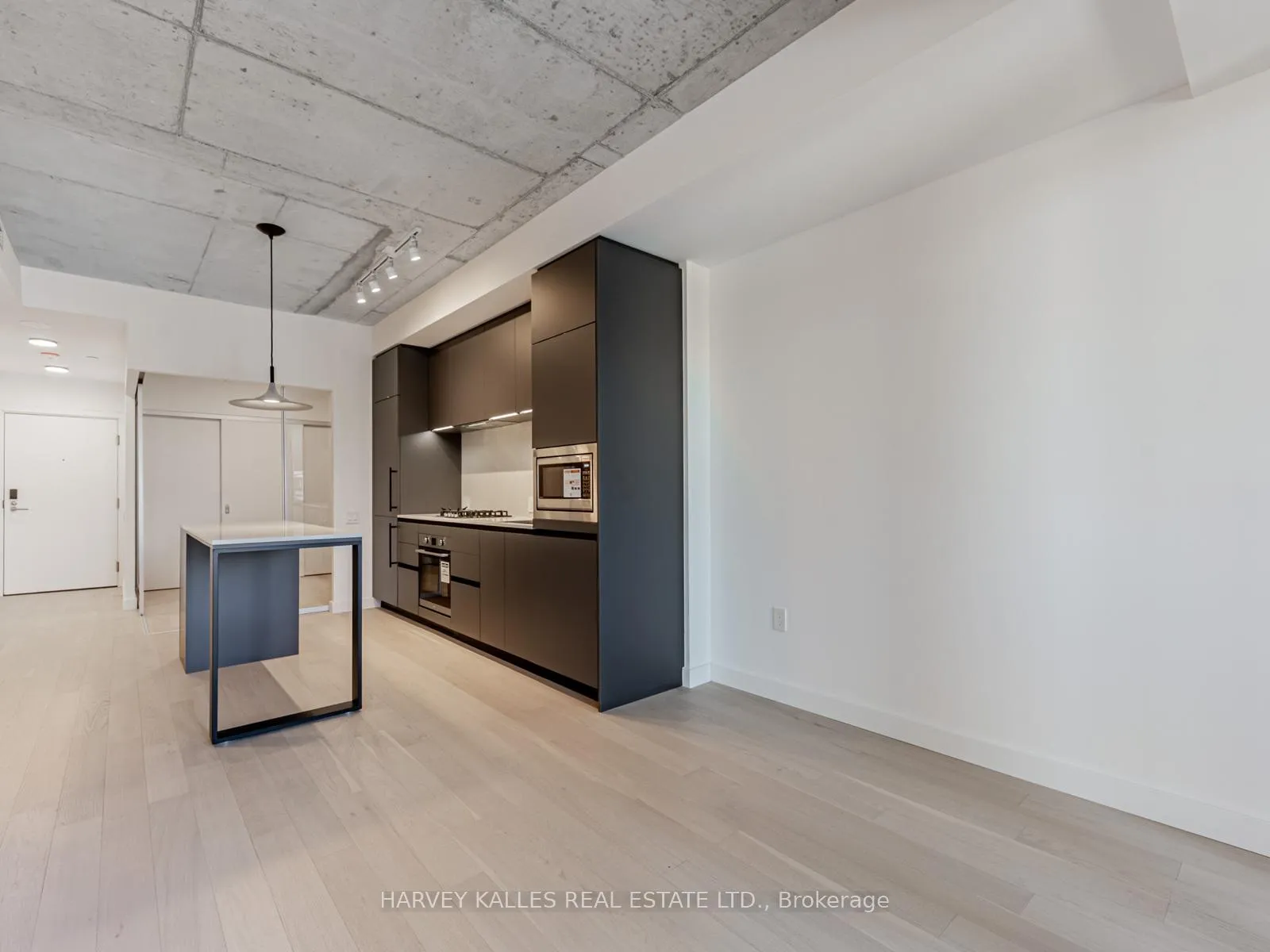 Photo 16 of Unit 303, 1720 Bayview Avenue, Toronto, Mount Pleasant East — HOMEH
