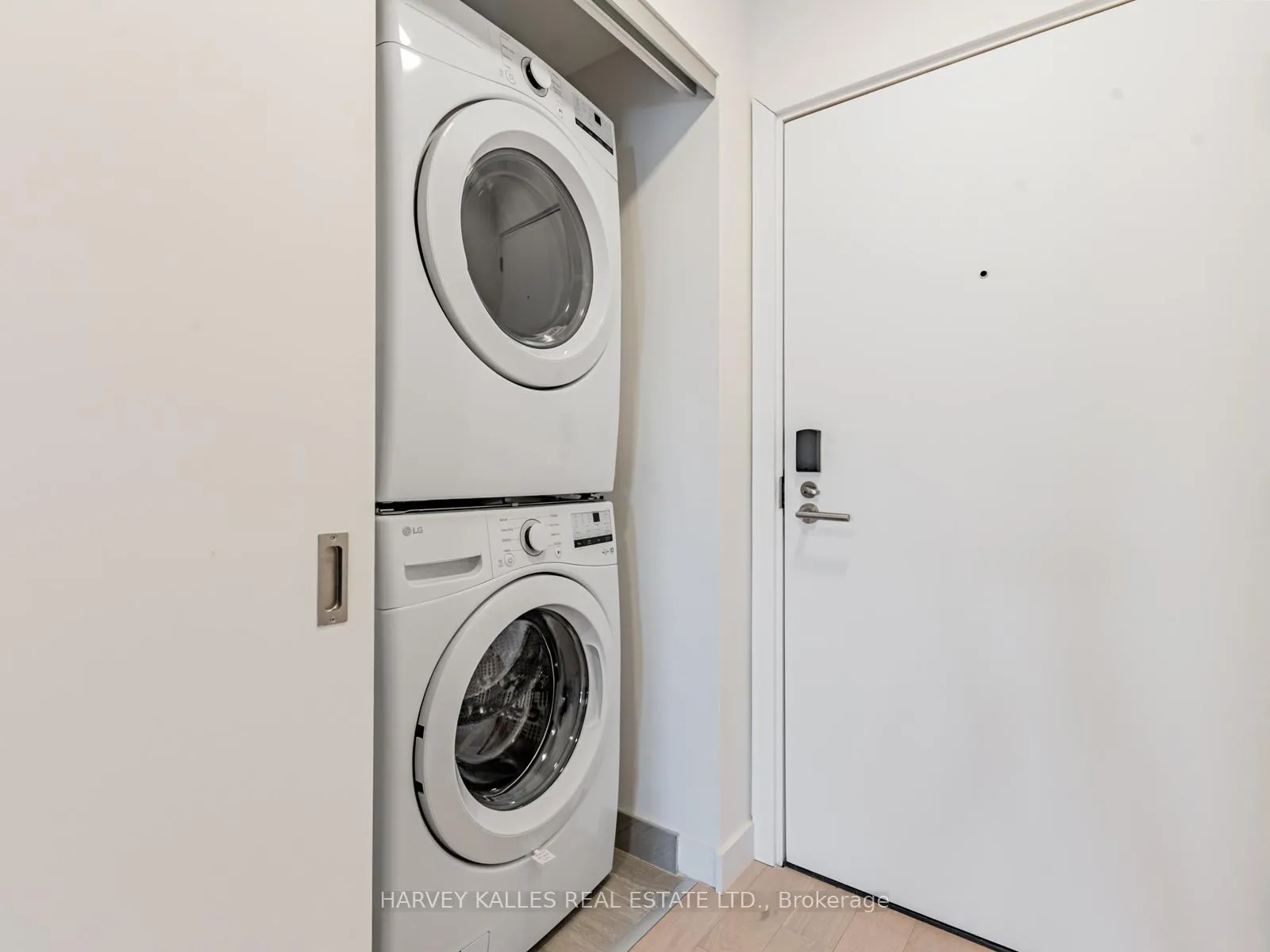 Photo 23 of Unit 303, 1720 Bayview Avenue, Toronto, Mount Pleasant East — HOMEH