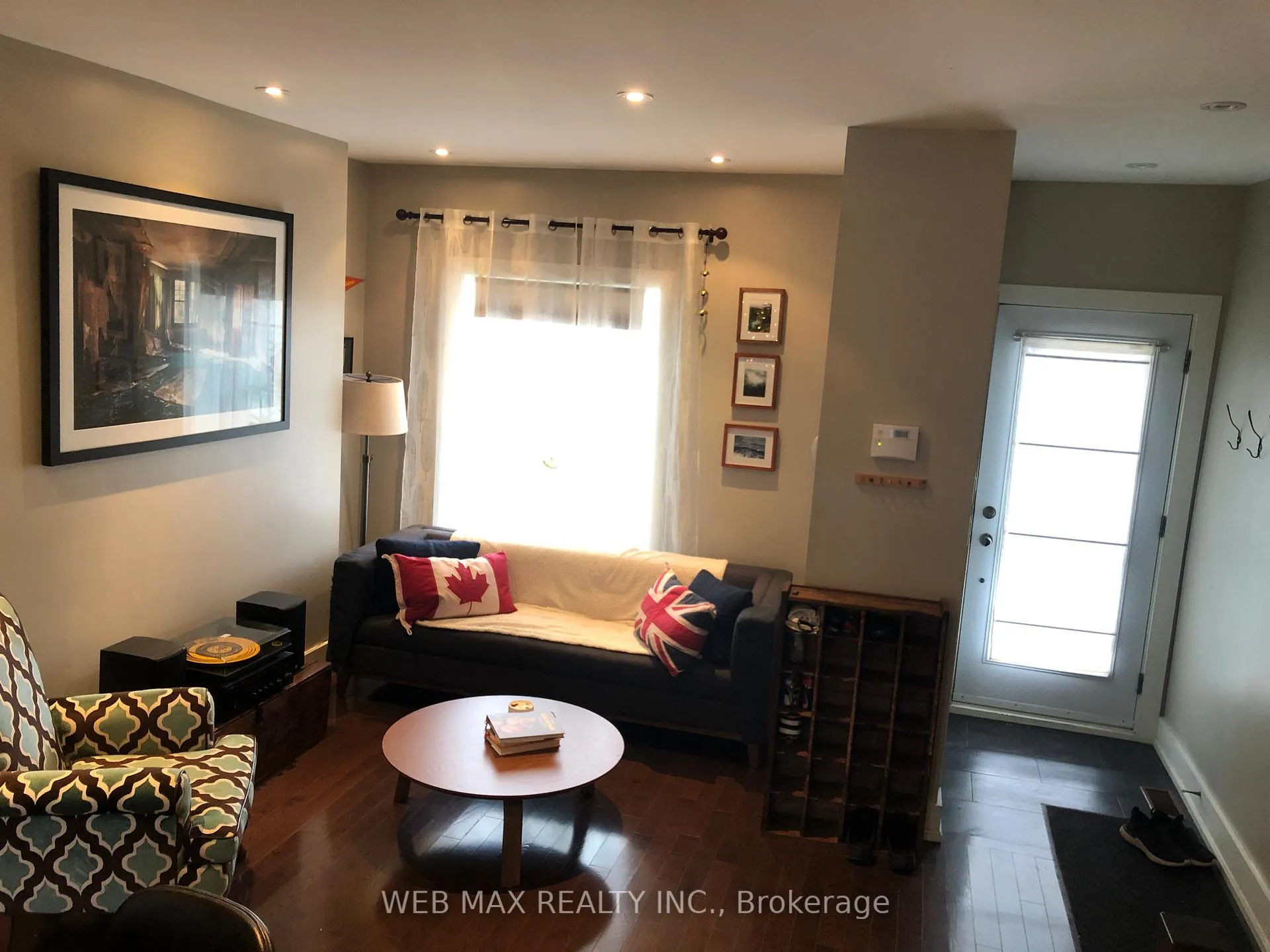 Photo 2 of 122 Booth Avenue, Toronto, South Riverdale — HOMEH