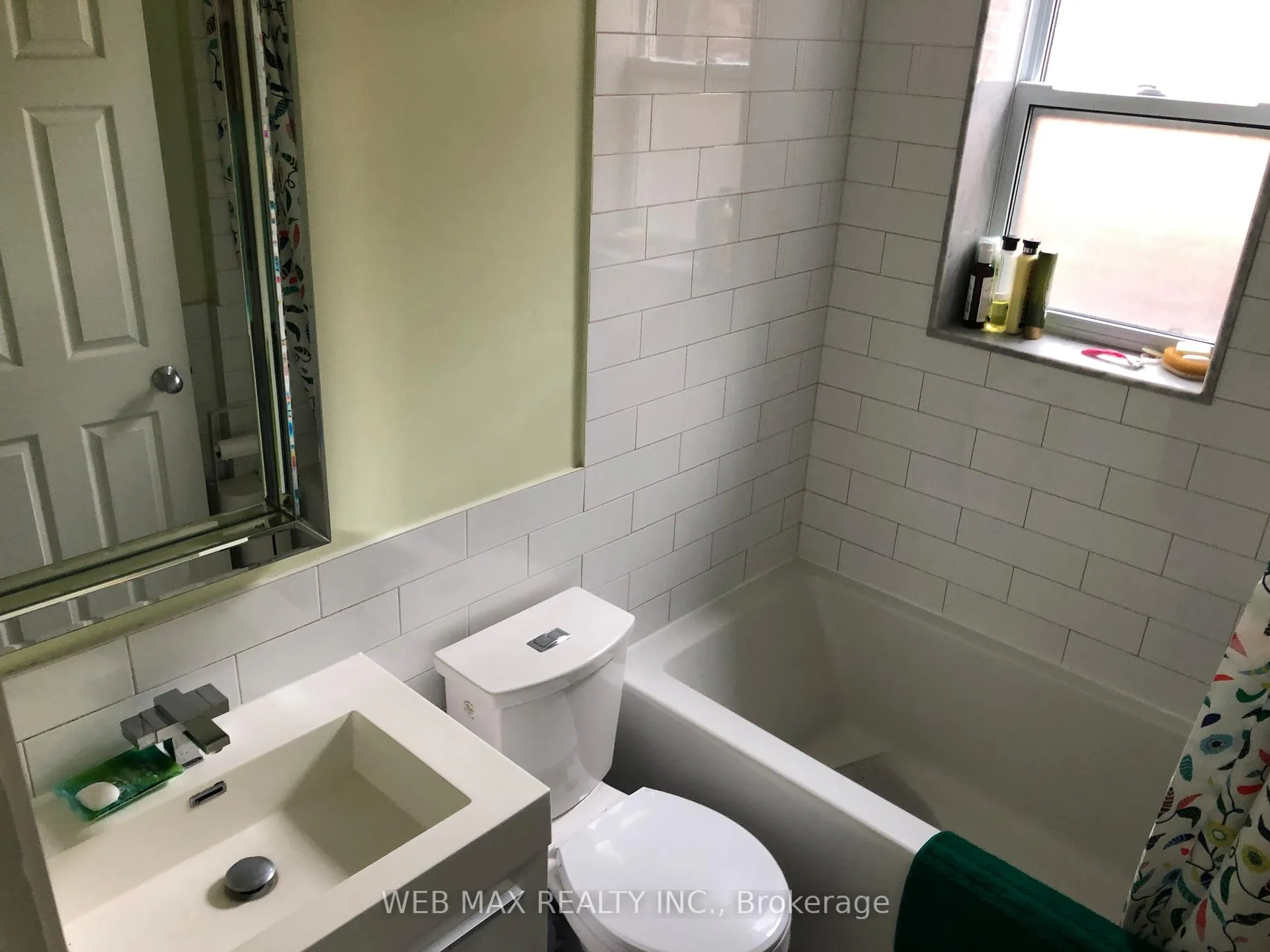 Photo 14 of 122 Booth Avenue, Toronto, South Riverdale — HOMEH