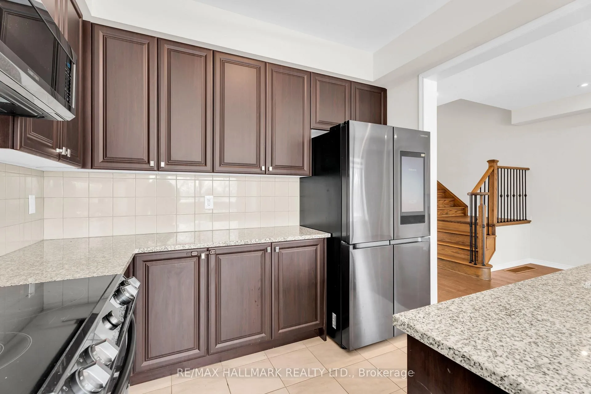 Photo 6 of 131 Cuesta Heights, Hamilton, Stoney Creek Mountain — HOMEH