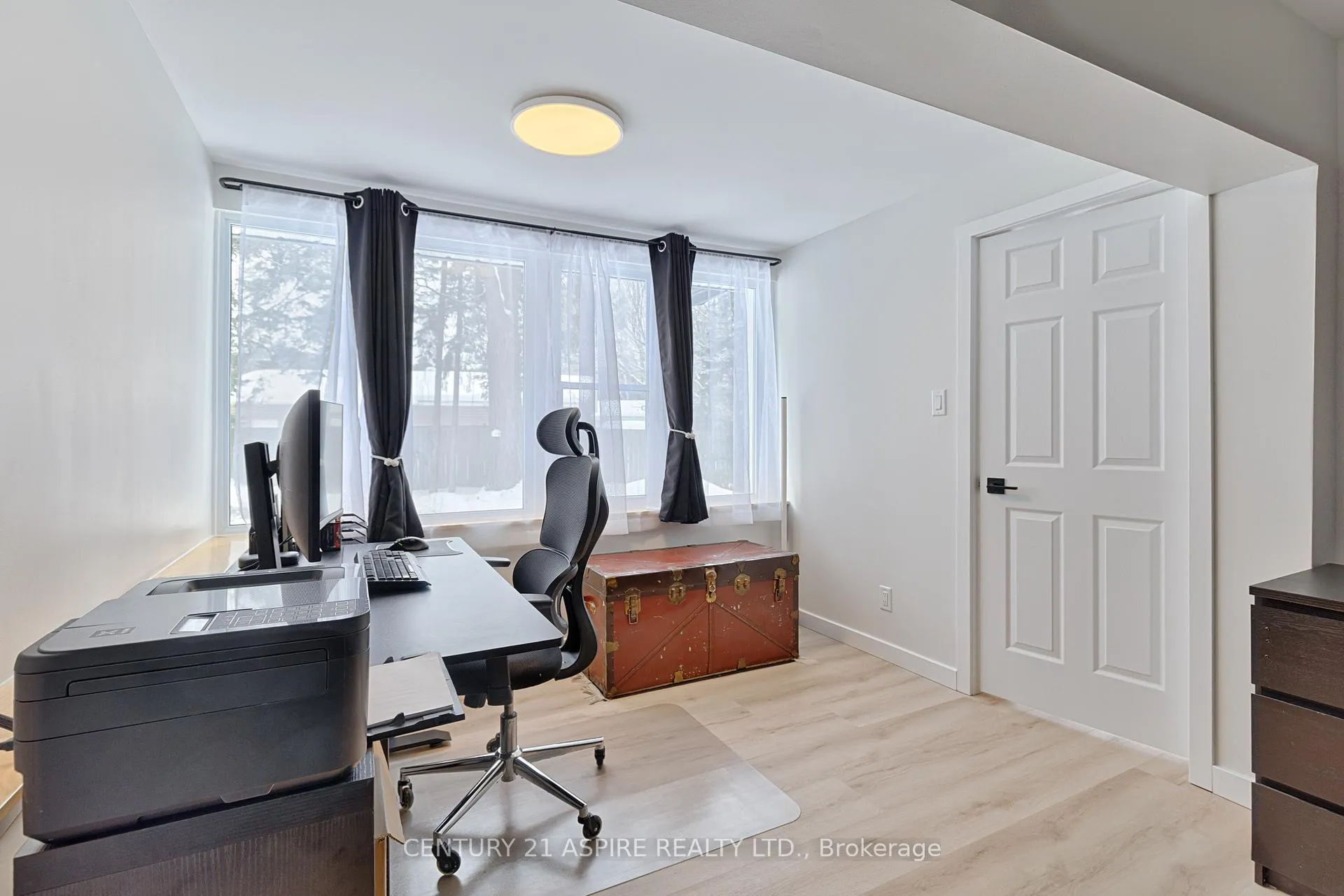 Photo 23 of 31 East Street E, Petawawa — HOMEH