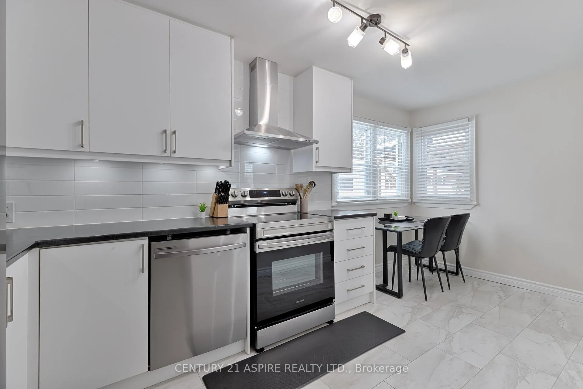 Photo 27 of 31 East Street E, Petawawa — HOMEH
