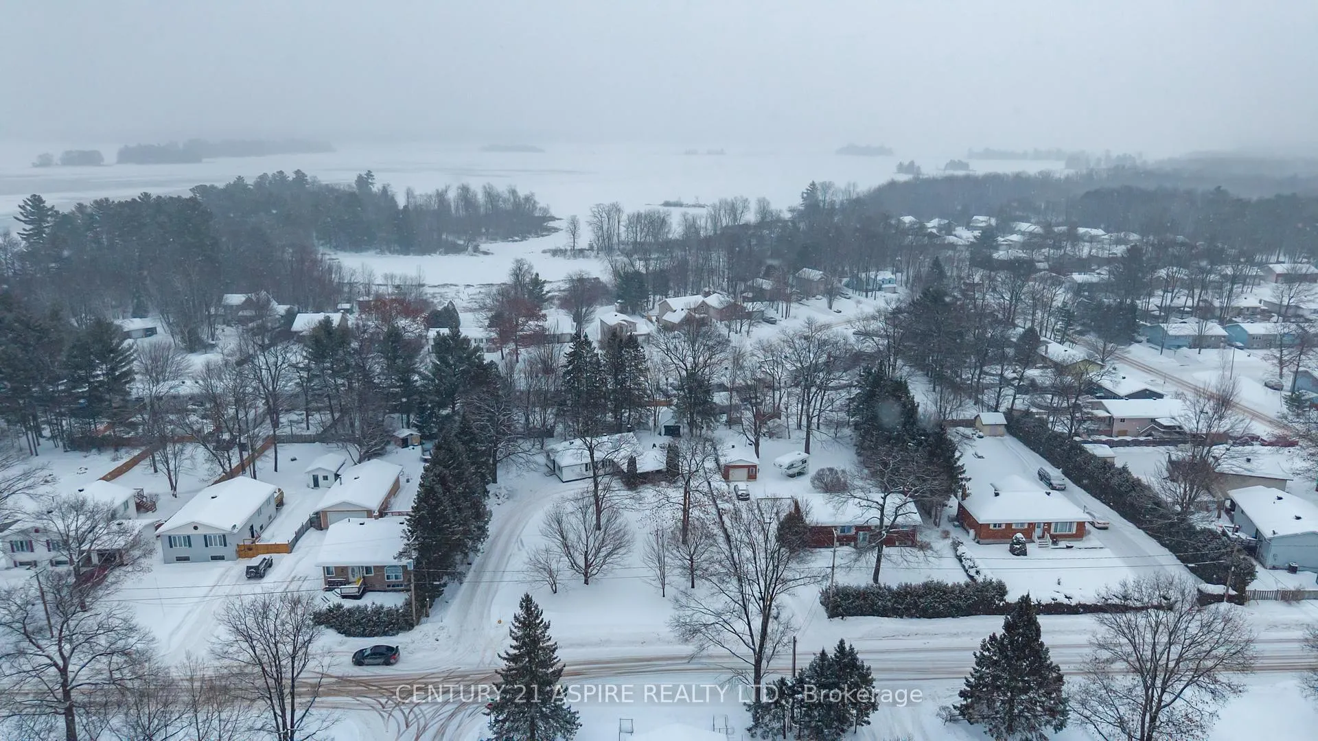 Photo 34 of 31 East Street E, Petawawa — HOMEH