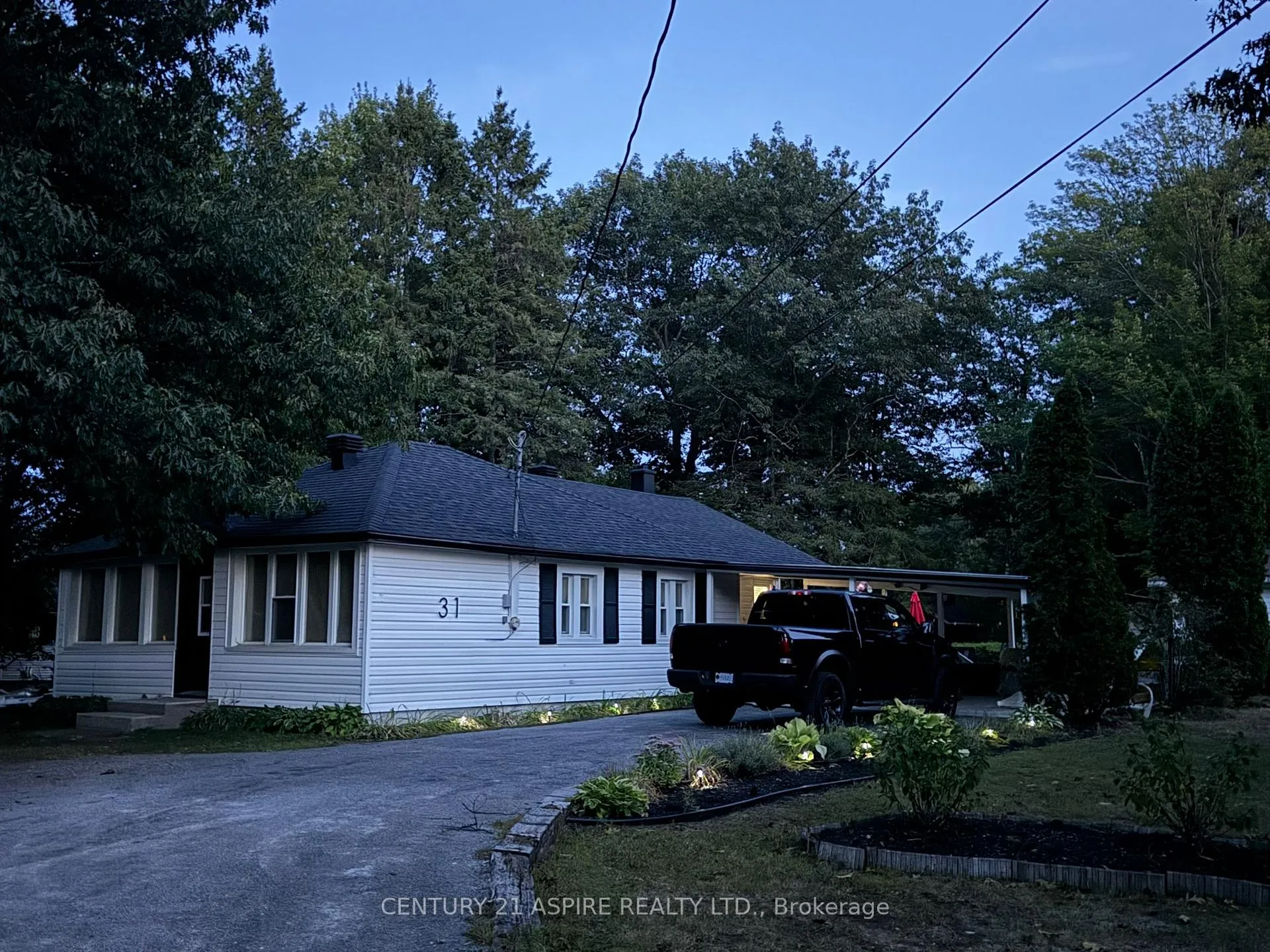 Photo 40 of 31 East Street E, Petawawa — HOMEH