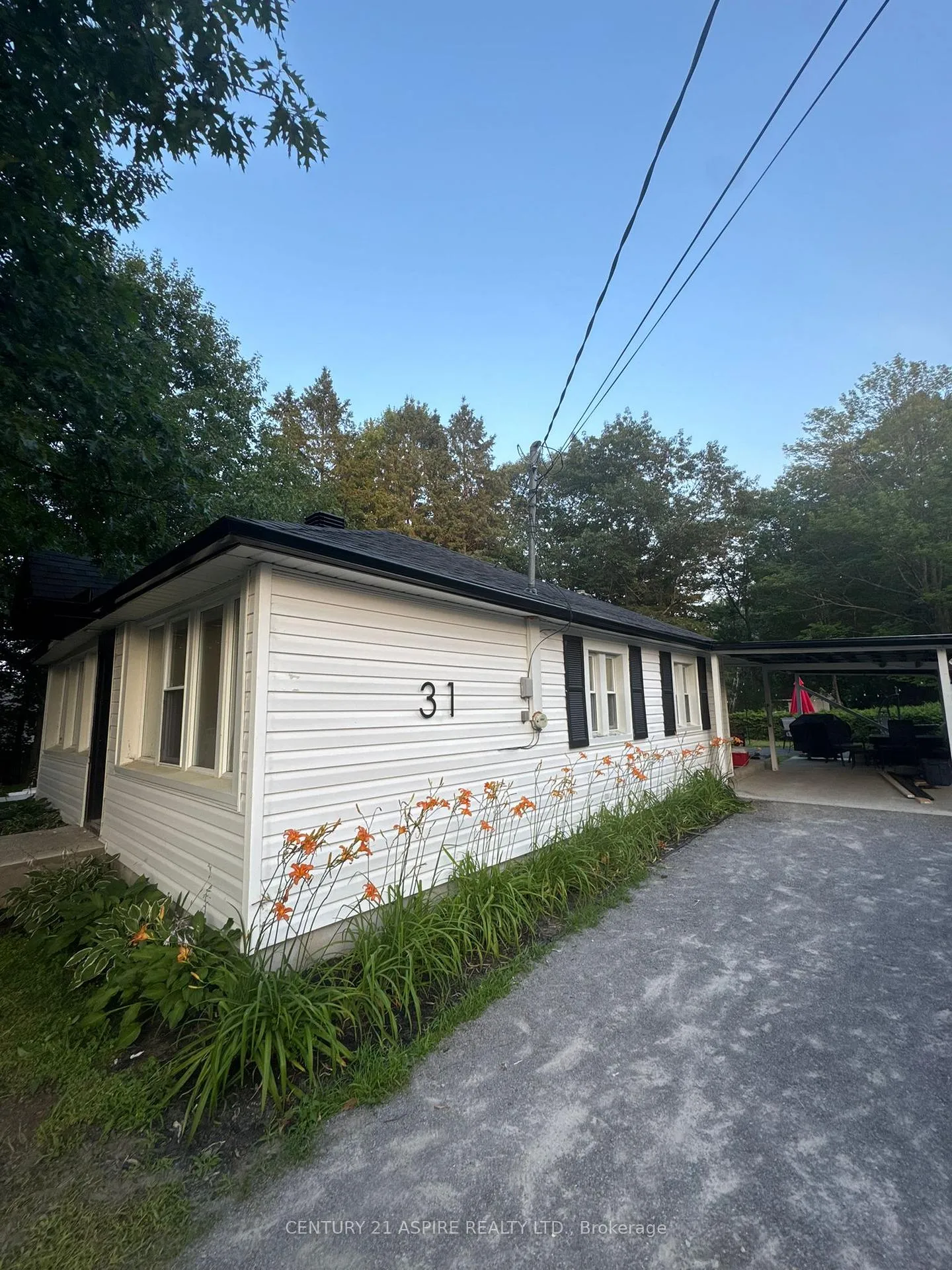 Photo 41 of 31 East Street E, Petawawa — HOMEH