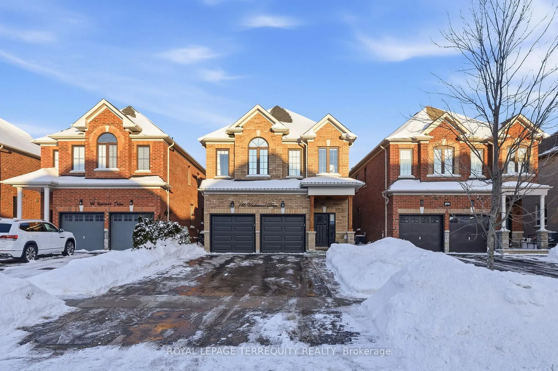 Photo 2 of 146 Underwood Drive, Whitby, Brooklin — HOMEH